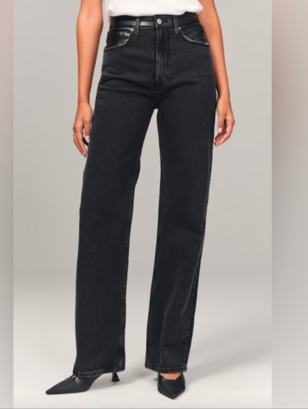 Abercrombie & Fitch The 90s High Rise Relaxed Jean - Picture 1 of 5